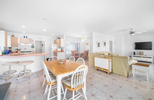 Cotuit House | Classic Cape Escape in Charming Cotuit