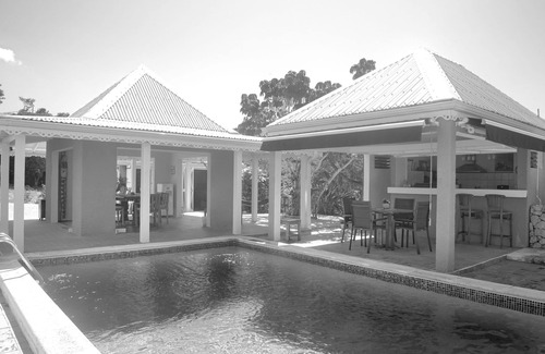 Les Terres Basses Villa | Classic Caribbean Villa in Safe Terres Basses