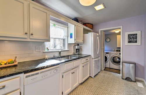 Cottage Line House | Classic Chesapeake Beachside Cottage w/Porch!