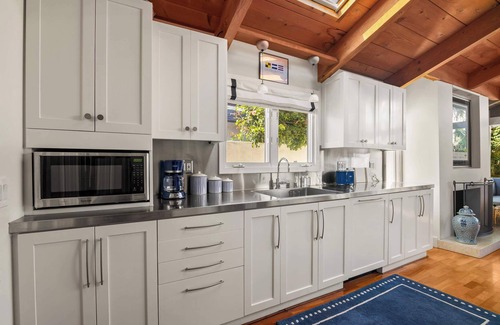 La Jolla Shores House | Classic Cottage in the Heart of La Jolla Shores