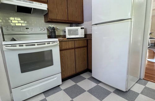 Leland House | Classic Cottage in the Heart of Leland