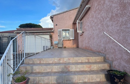 Lucciana House | Classic elegance and timeless charm: Maison de Caractère with garden