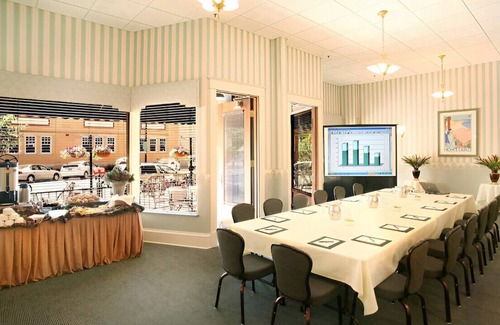 Central Boulder House | Classic & Elegantly Appointed Room for Couples!