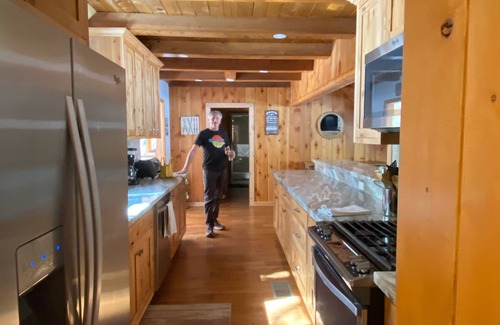 Chamberlands Cabin | Classic Family Tahoe Cabin - West Shore Bliss!