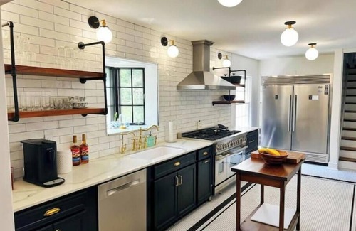 Greenville - Spartanburg House | Classic Furman Estate w/Pool & Pond, Gourmet Kitchen, Movie Theater, Sleeps 22