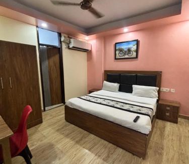 Old Rajinder Nagar Hotel | Classic Harmony Inn