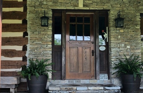 Taylorsville Cabin | Classic Kentucky Farm: Bluegrass - Bourbon - PGA -Firepit-Horse Country-WiFi
