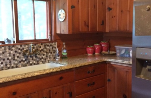 Madison House | Classic Lake Front Maine Camp/Cottage