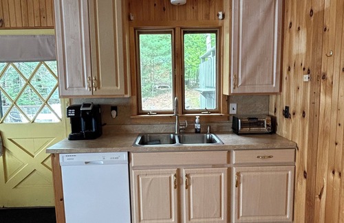 Barndoor Island House | Classic Lake Winnipesaukee Camp with Breathtaking Views