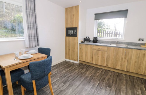 Meliden Cottage | CLASSIC LODGE 26, family friendly, with pool in Dyserth