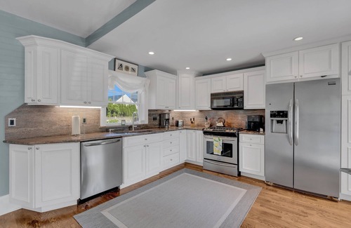 Mantoloking House | Classic Mantoloking East Avenue Beach Home