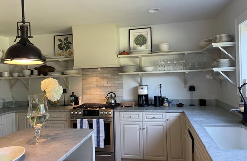 Bellport House | Classic Martha's Vinyard-Inspired Lovely 4 bedroom House with Pool In Bellport