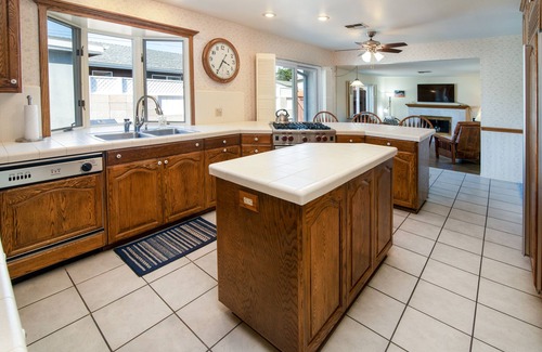 Morro Bay House | Classic Morro Bay Beach Cottage, Close to Ocean