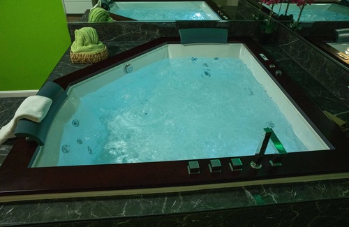 West Greenwich Hotel | Classic Motor Lodge West Green