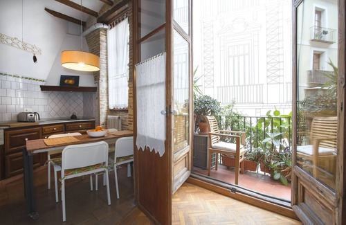Ciutat Vella Apartment | Classic Old Town Mester Apartments VLC