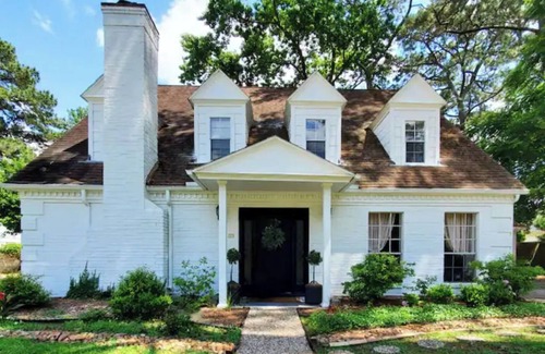 Barker House | Classic&Peaceful