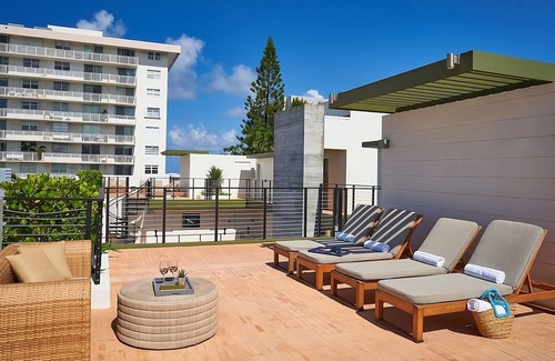South Pointe House | Classic Room, Miami Beach Haven, Minutes to Art Deco Historic District!