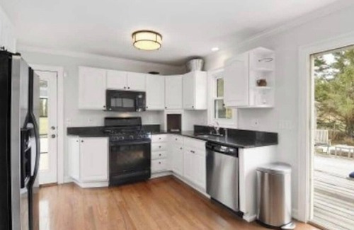 Village of Southampton House | Classic Southampton Village Home with Pool