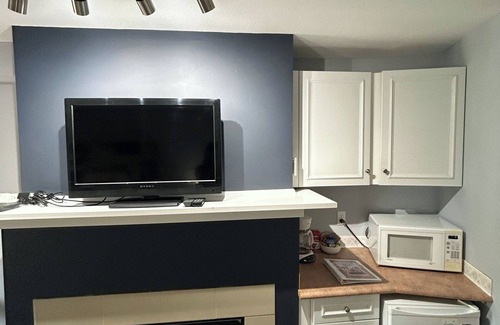 Quail Ridge Apartment | Classic Studio With Kitchenette - 212B