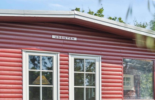 Boderne House | Classic summer cottage by a fantastic beach.