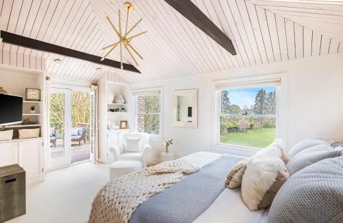 Wainscott House | Classic Wainscott East Hampton Home