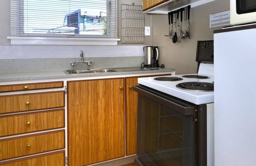 Upper Riccarton Hotel | Classique Lodge Motel