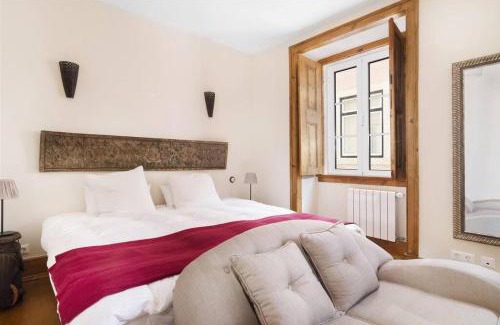 Principe Real Apartment | Classy 2BR in Principe Real w/Heating