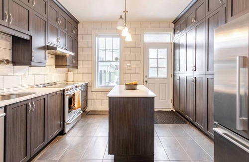 Verdun Apartment | Classy Apartment in Verdun