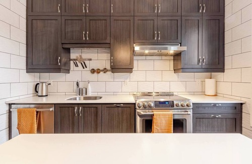 Verdun Apartment | Classy Apartment in Verdun