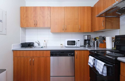 Central Apartment | Classy Downtown Vancouver Apartment Near Waterfront Station