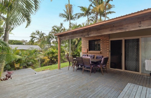 Wellington Point House | Classy Resort Feel home with Pool