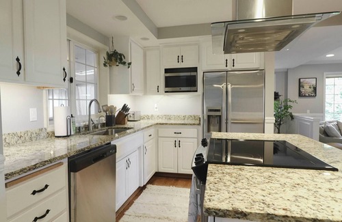 Port Angeles East House | Classy, Spacious Home, Family Friendly, 3 bed 2 bath W/Hot Tub!