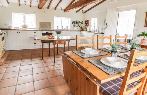 Eye Cottage | CLAY STREET, family friendly, character holiday cottage in Eye