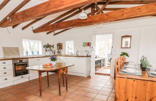 Eye Cottage | CLAY STREET, family friendly, character holiday cottage in Eye