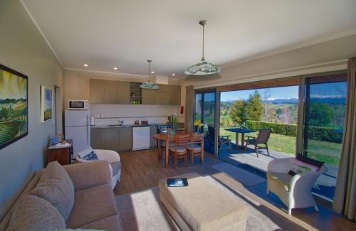 Ruby Bay Apartment | Clayridge Cottages