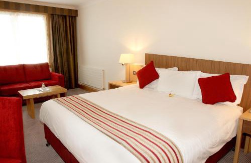 Grand Canal Dock Hotel | Clayton Hotel Cardiff Lane