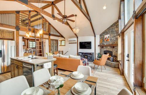 Cle Elum House | Cle Elum Cabin with Hot Tub, Fire Pit and Deck!