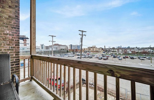 Hough Apartment | Cle Suites 2BR/1BA | 5 min Walk to Cle Clinic #5