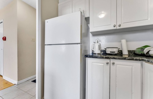 Broadview North Apartment | Clean 1 bedroom apartment 5 min to downtown