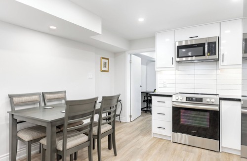 Richmond Hill Apartment | Clean 3BR/2BA Apt - Steps to Amenities!