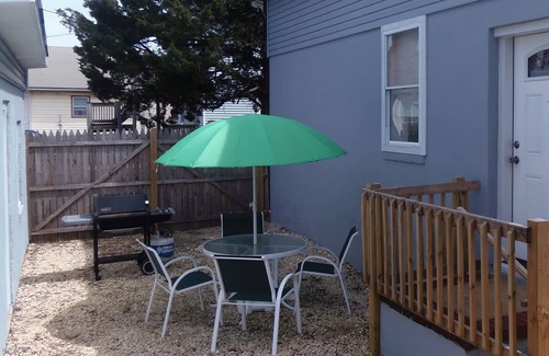 Seaside Heights Cottage | Clean affordable 1 bdrm beach block. 2 beach badges included STR # 2180