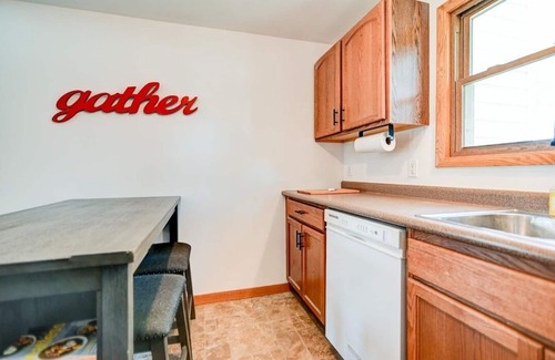 Verona Apartment | Clean and charming home in great location near Epic and downtown Verona!