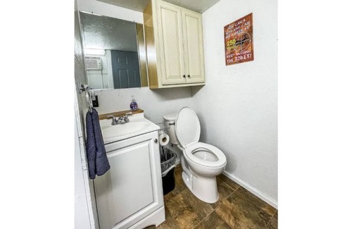 Pinconning House | Clean and Comfortable Camp Close to the Bay