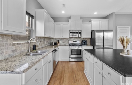 Bentonville House | Clean and comfy! Perfect place to work or relax. Between XNA & dtwn!