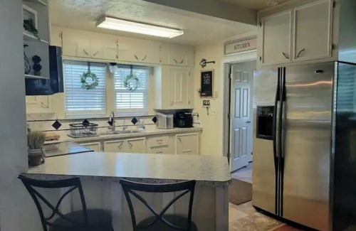 Rupert House | Clean and cozy 3 bdrm one bath home in the heart of Rupert.