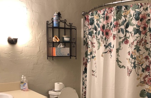 Buechel Condo | Clean and Cozy Condo - Centerally Located