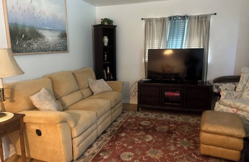 Sebring Villa | Clean and Cozy in downtown Sebring