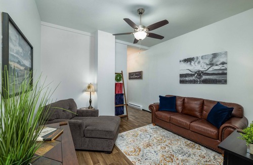 Bozeman Condo | Clean and Cozy Main Street Condo