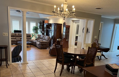 Saltillo House | Clean and cozy. Only minutes to City of Tupelo.