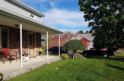 Morton Other | Clean and furnished pet free